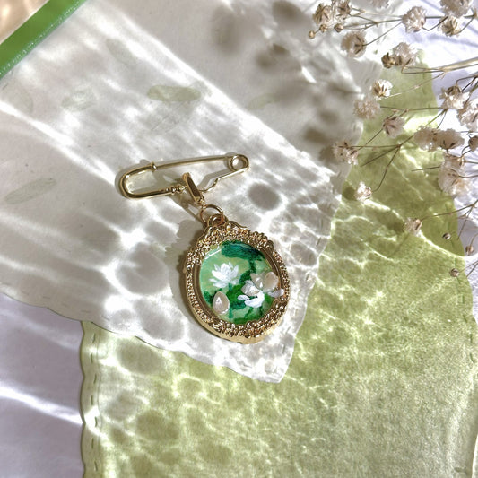 2-in-1 Vintage Lotus in Frame Brooch