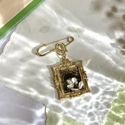 2-in-1 Vintage Dark Gilded Flower in Frame Brooch